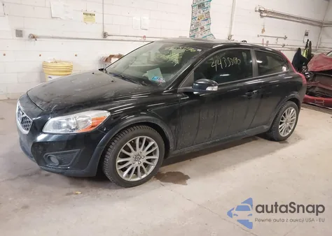 2011 Volvo C30 T5/T5 R-Design from USA, damaged, VIN YV1672MK1B2223923